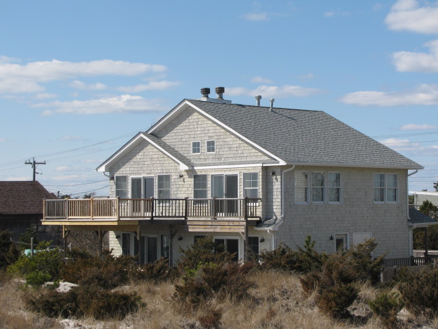 Two Bedroom Apartment on the Ocean